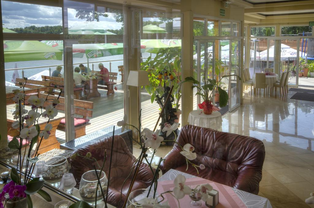姆拉哥沃 Panoramic-Oscar酒店 外观 照片